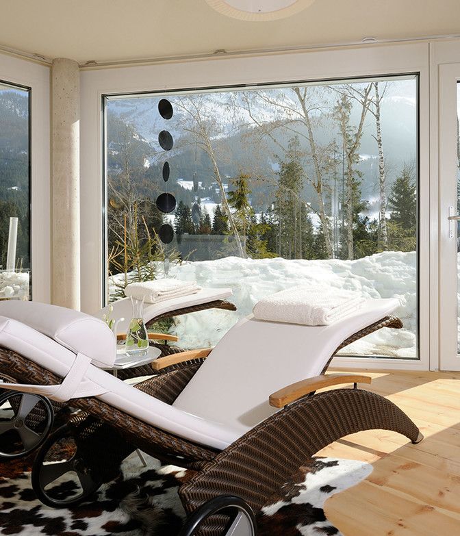 Luxuslodge Spa-Bereich im Winter