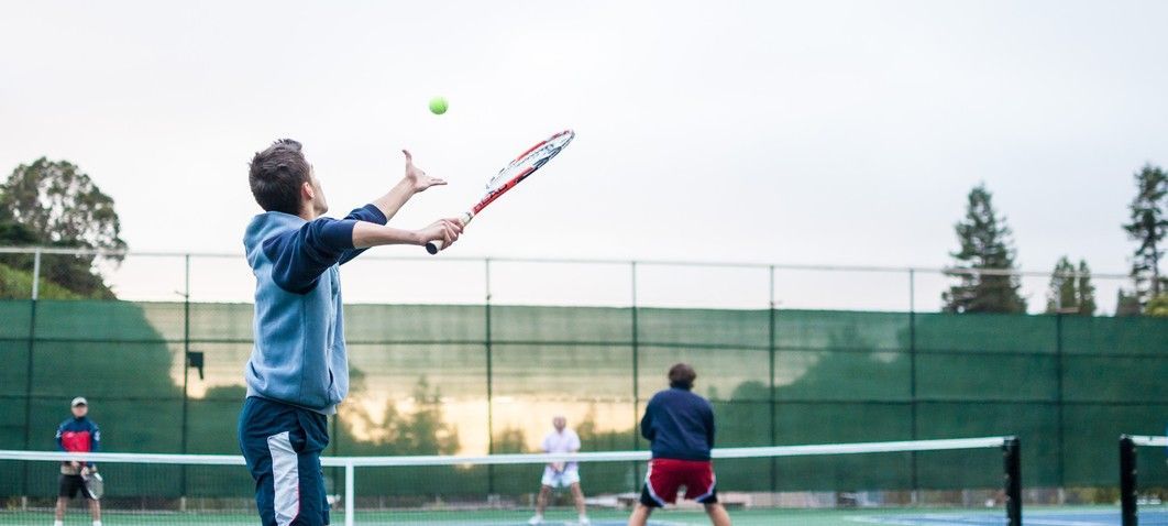 Tennis spielen im Lammertal